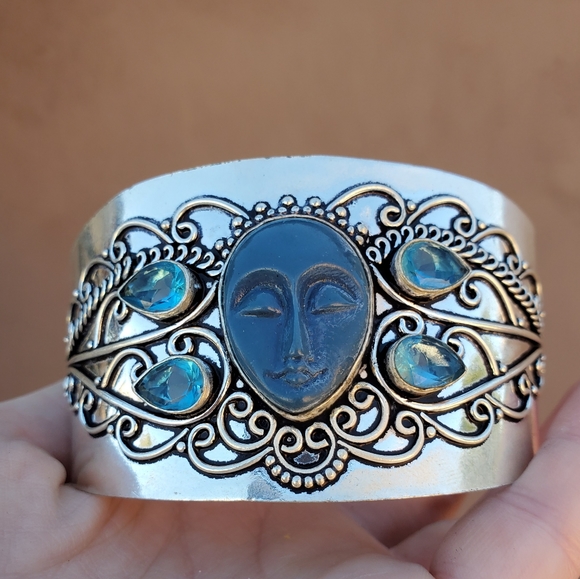 New Carved Goddess Face Blue Quartz 925 Silver Bracelet. - Picture 5 of 10